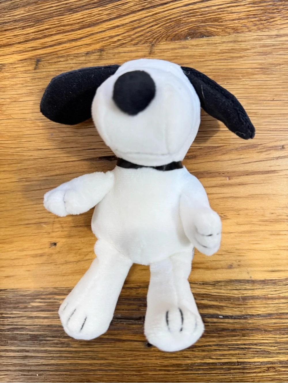 Hallmark Peanuts Snoopy Plush Dog, Small 6-14 in, White/Black, 2023